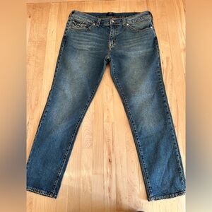 Men's True Religion 38